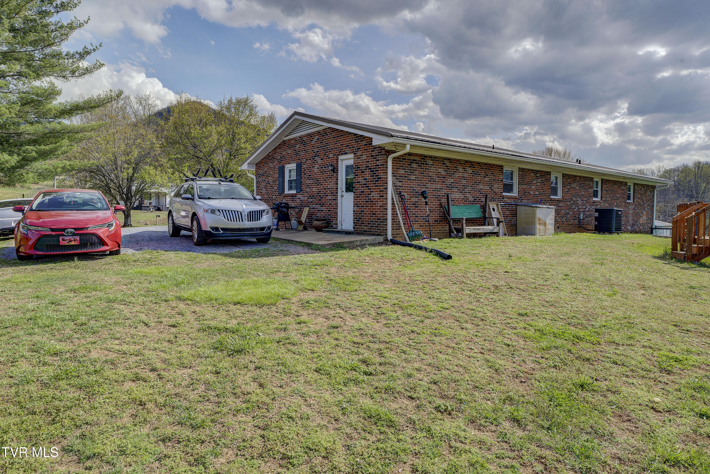 2686 Siam Road Elizabethton, TN 37643 - Photo 52 of 63 Siam-45
