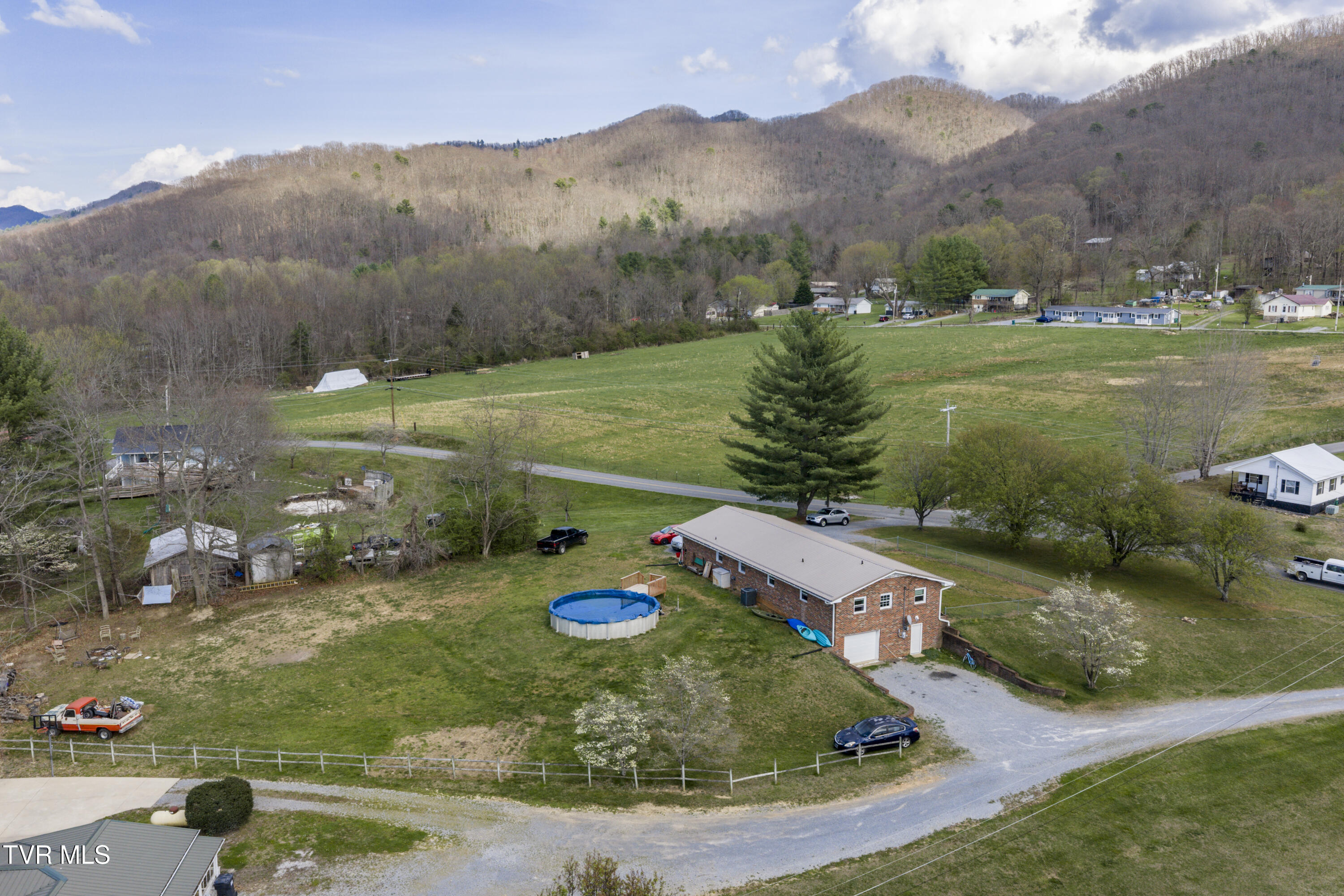 2686 Siam Road Elizabethton, TN 37643 - Photo 56 of 63 Siam-Aerials-4