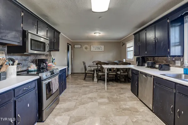 $389,900 | 2686 Siam Road, Elizabethton, TN 37643