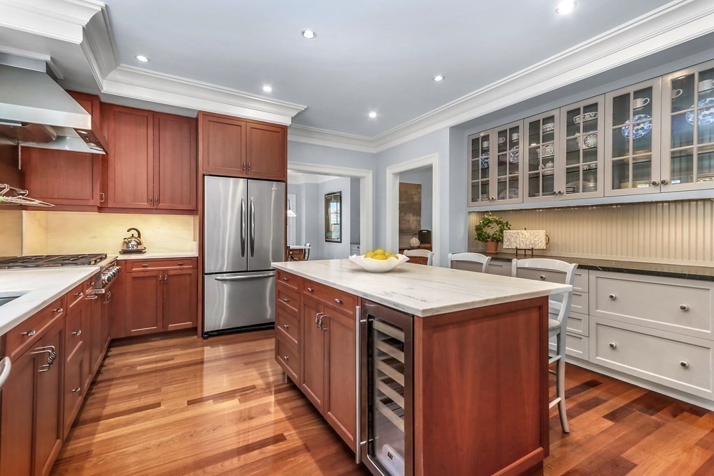 25 Myopia Road Winchester, MA 01890 - Photo 13 of 39