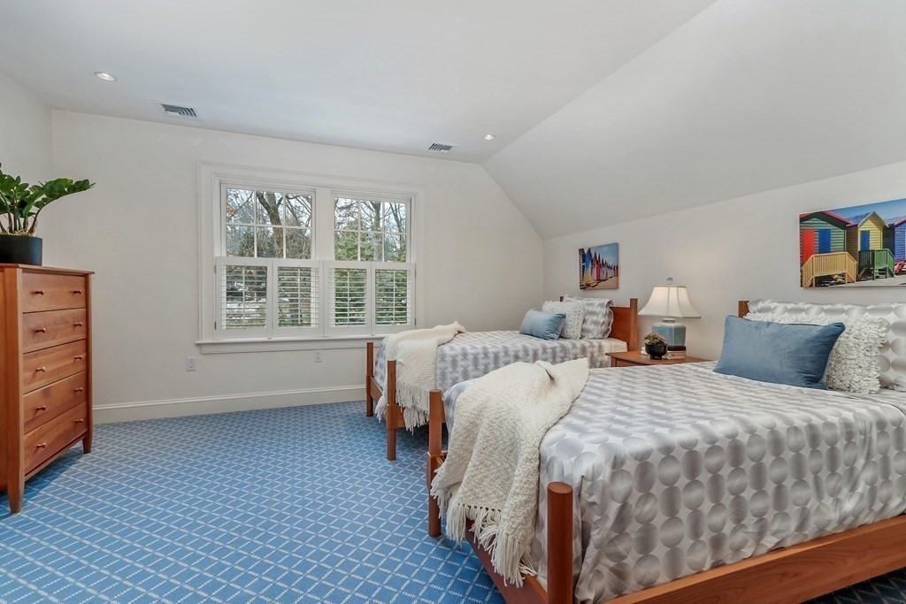 25 Myopia Road Winchester, MA 01890 - Photo 26 of 39