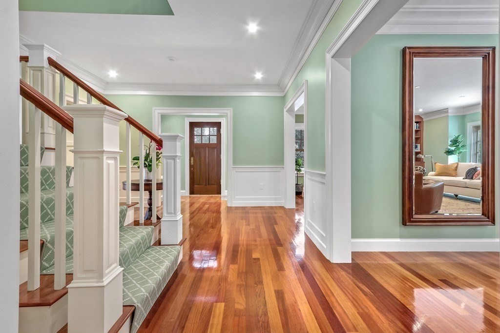 25 Myopia Road Winchester, MA 01890 - Photo 3 of 39