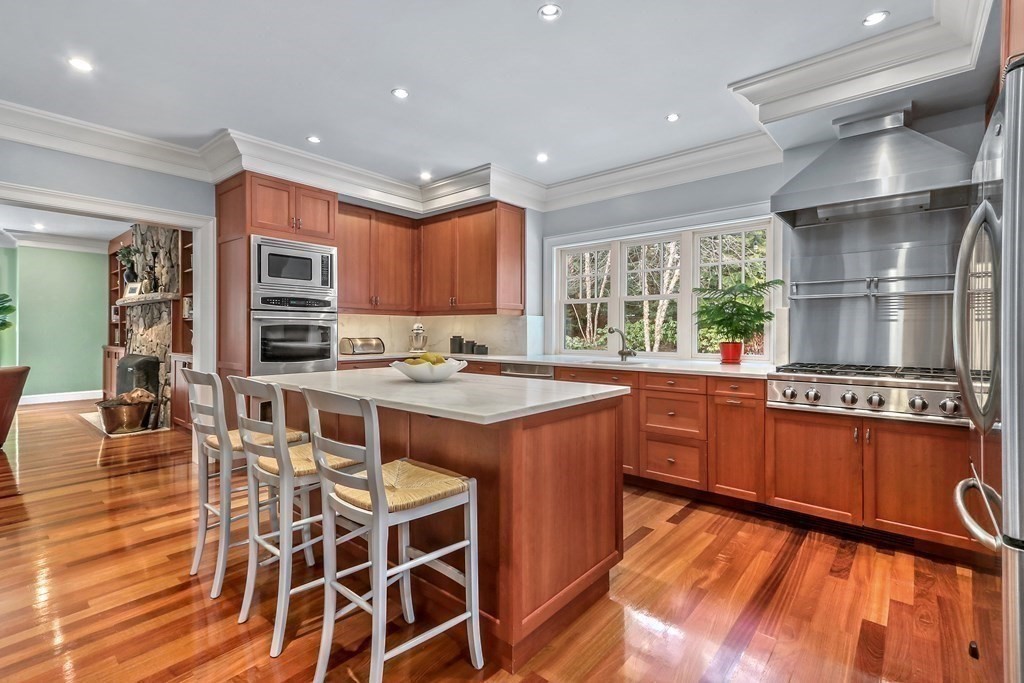 25 Myopia Road Winchester, MA 01890 - Photo 10 of 39