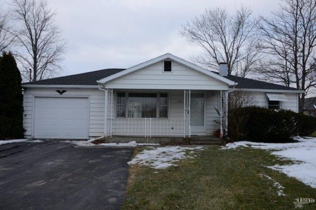 1420 Wooster Road Winona Lake, IN 46590 - Photo 1 of 14 Gallery Image 1
