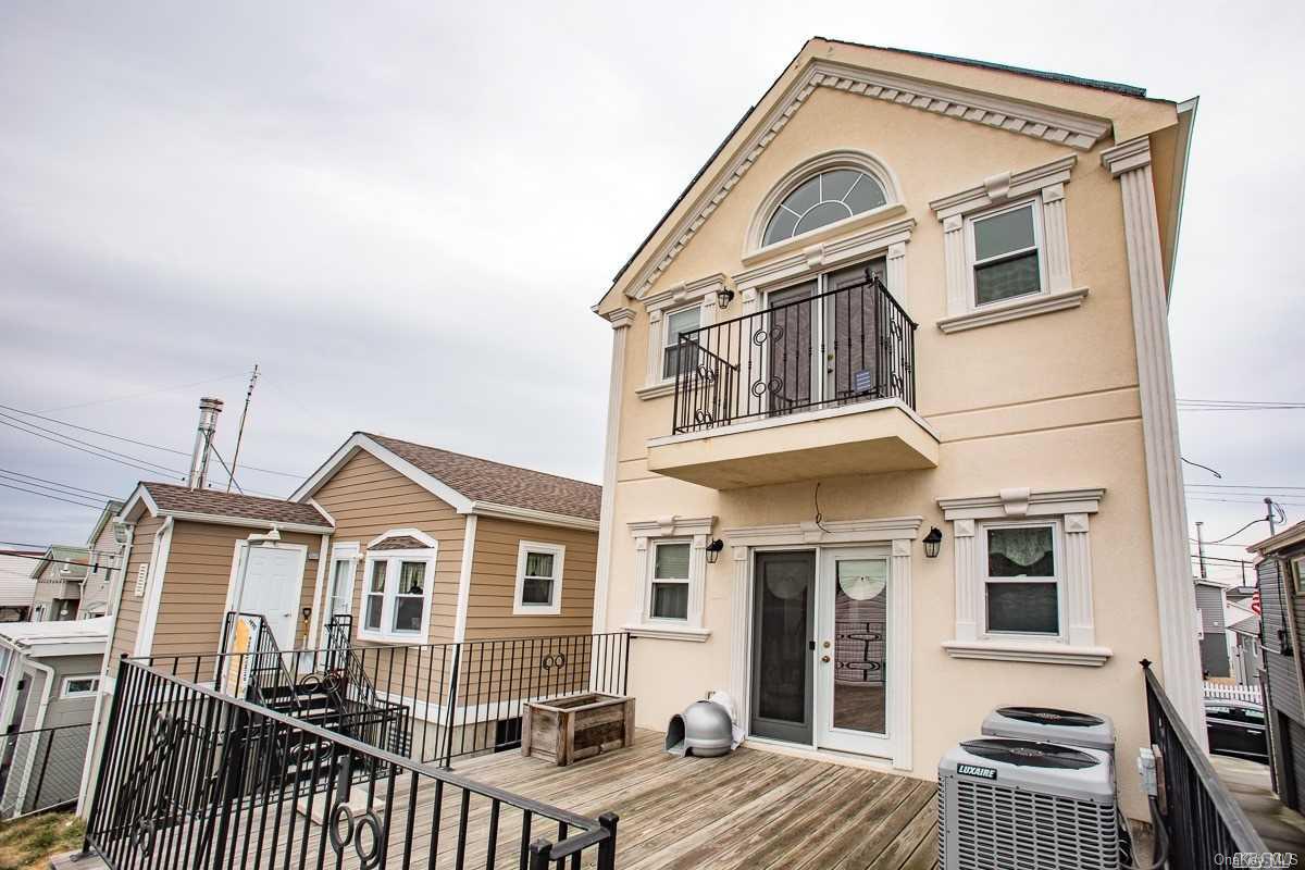 20 West 9th Road Queens, NY 11693 - Photo 1 of 1 Gallery Image 1
