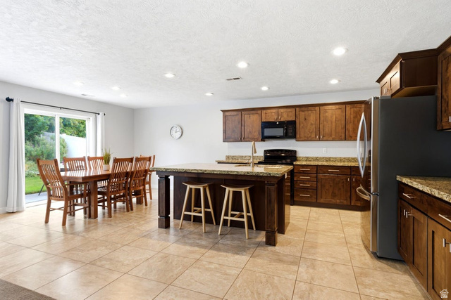 726 North Monarch Way Farmington, UT 84025 - Photo 11 of 35