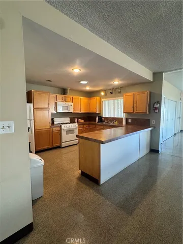 $152,500 | 301 East Foothill, Unit 63, Pomona, CA 91767