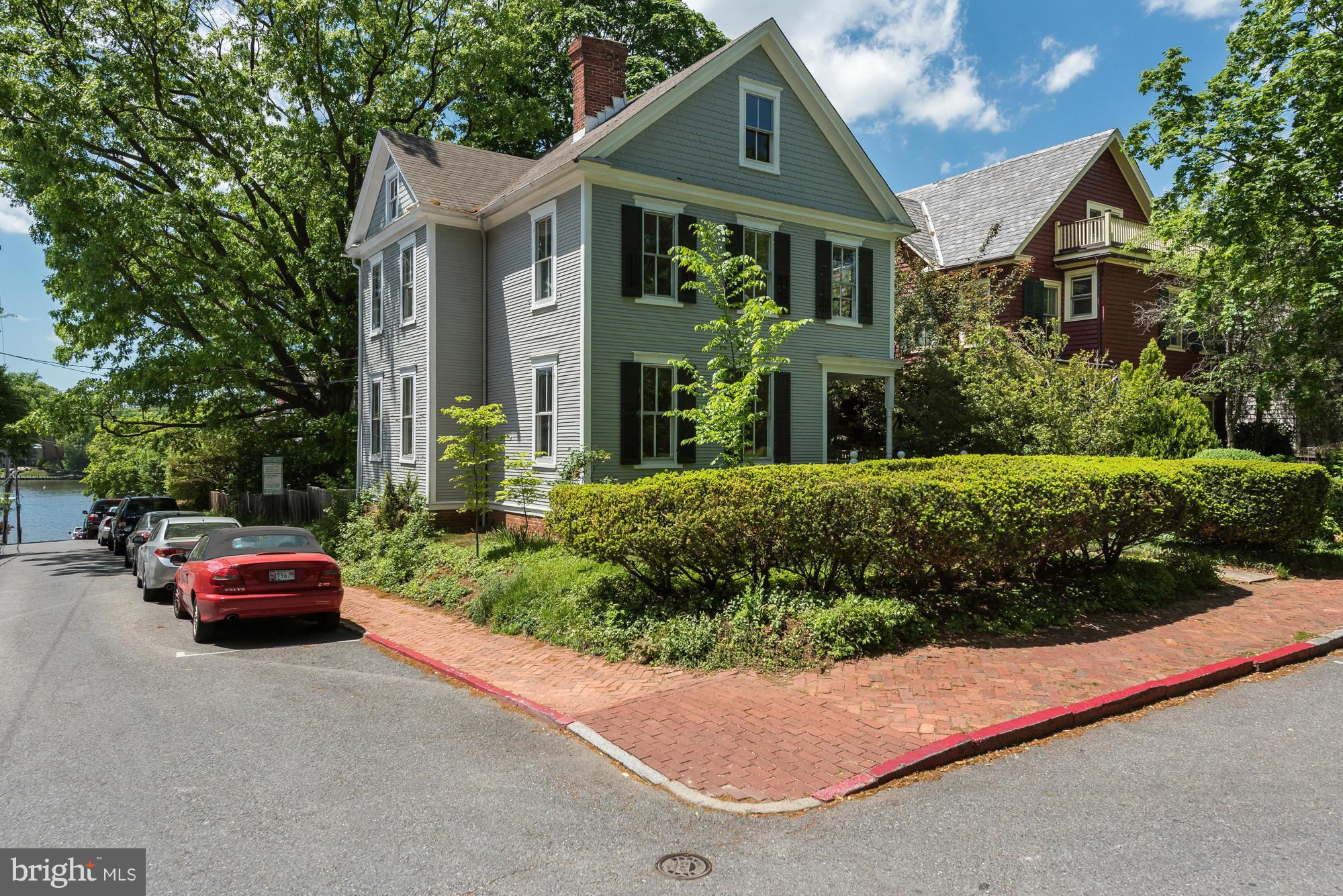 85 Shipwright Street Annapolis, MD 21401 - Photo 2 of 29 Water Views