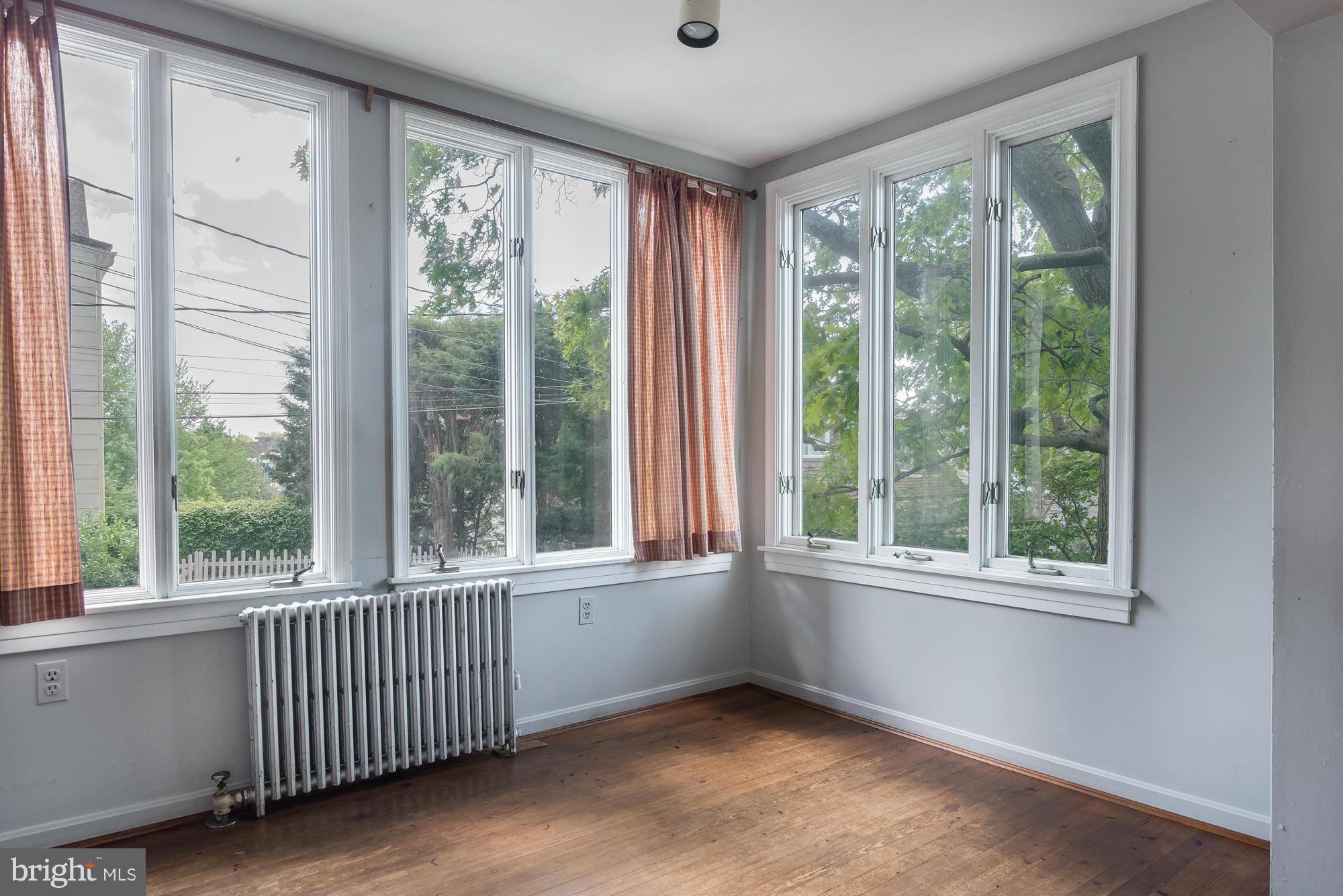 85 Shipwright Street Annapolis, MD 21401 - Photo 13 of 29 Breakfast Area off Kitchen