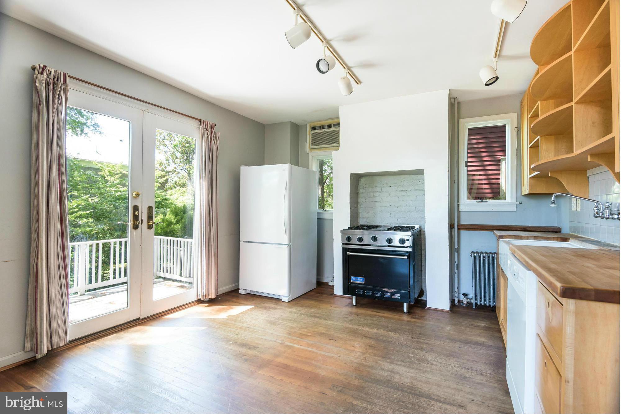 85 Shipwright Street Annapolis, MD 21401 - Photo 15 of 29 Kitchen