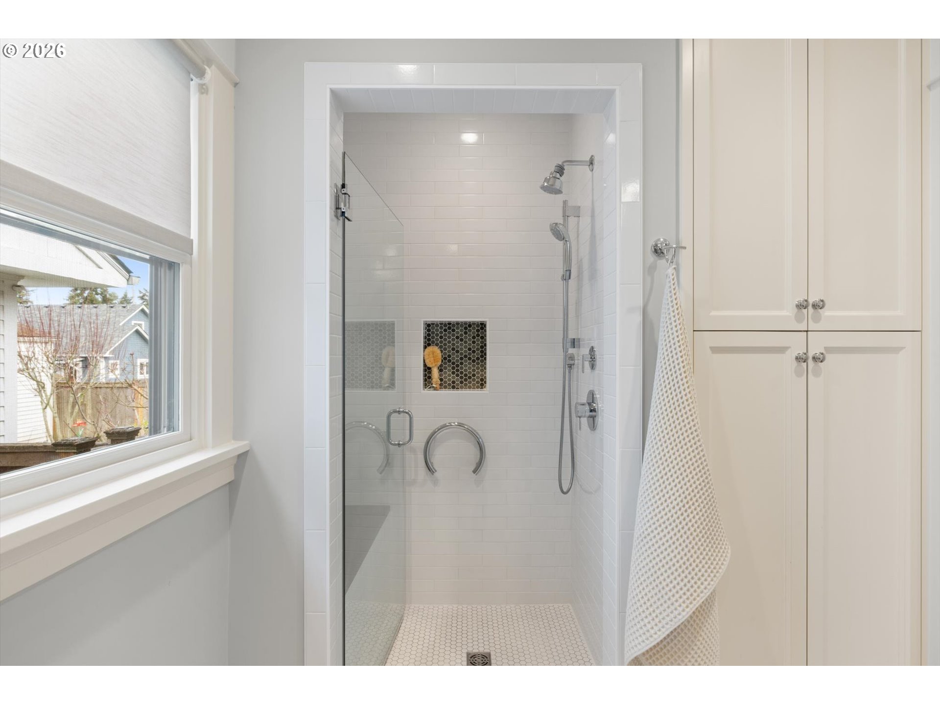 3431 Northeast Alameda Street Portland, OR 97212 - Photo 15 of 37 a bathroom with a shower