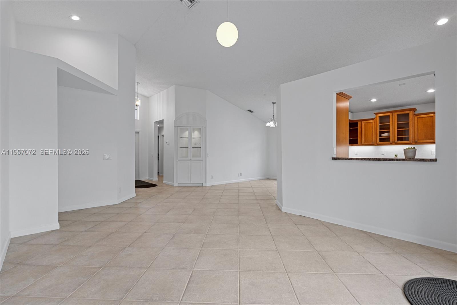 332 Bridgeton Road Weston, FL 33326 - Photo 11 of 55