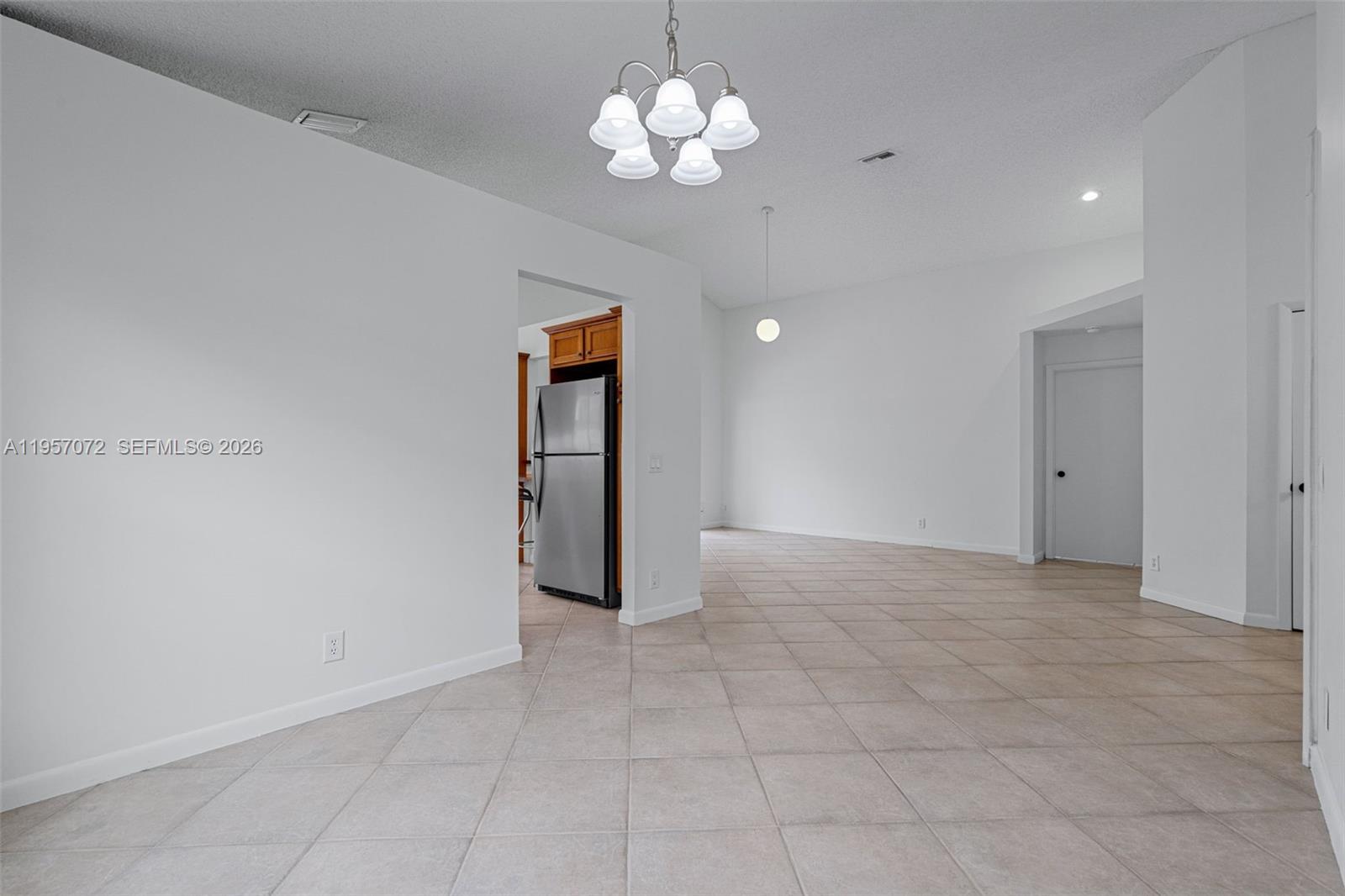 332 Bridgeton Road Weston, FL 33326 - Photo 14 of 55