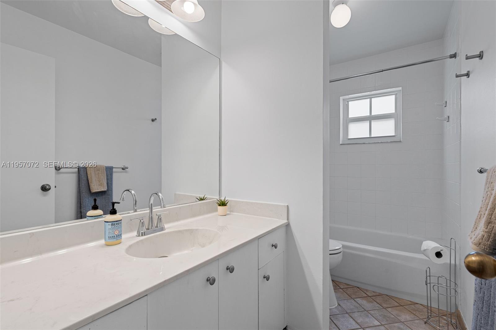 332 Bridgeton Road Weston, FL 33326 - Photo 24 of 55