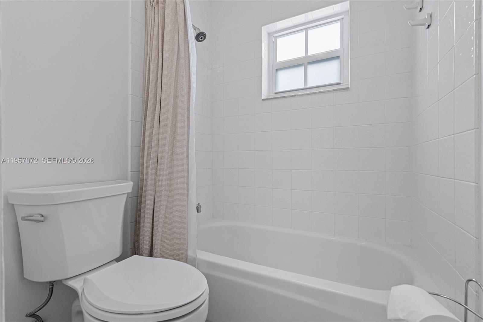 332 Bridgeton Road Weston, FL 33326 - Photo 25 of 55