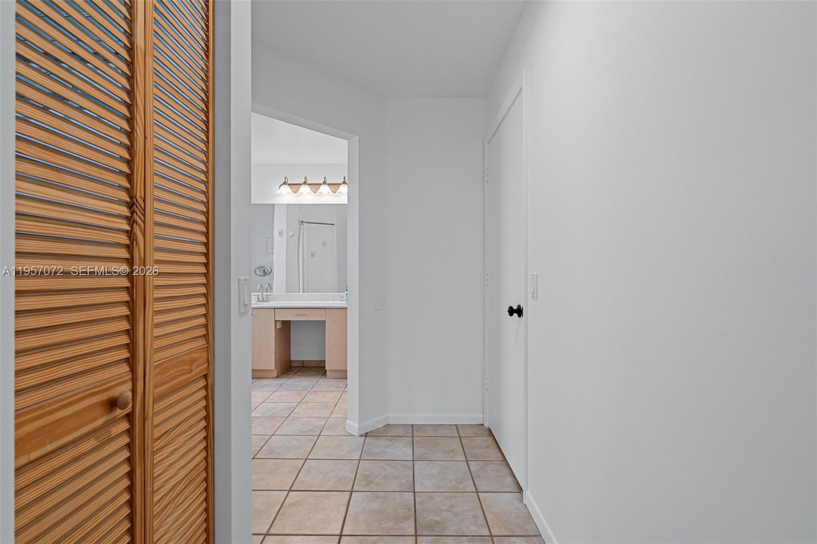 332 Bridgeton Road Weston, FL 33326 - Photo 32 of 55