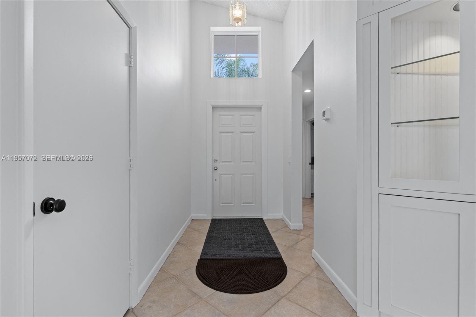 332 Bridgeton Road Weston, FL 33326 - Photo 5 of 55