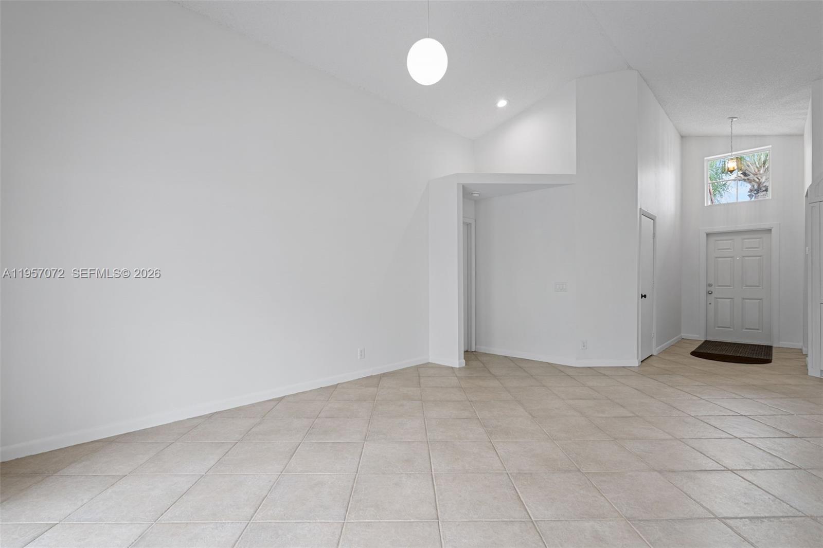 332 Bridgeton Road Weston, FL 33326 - Photo 10 of 55