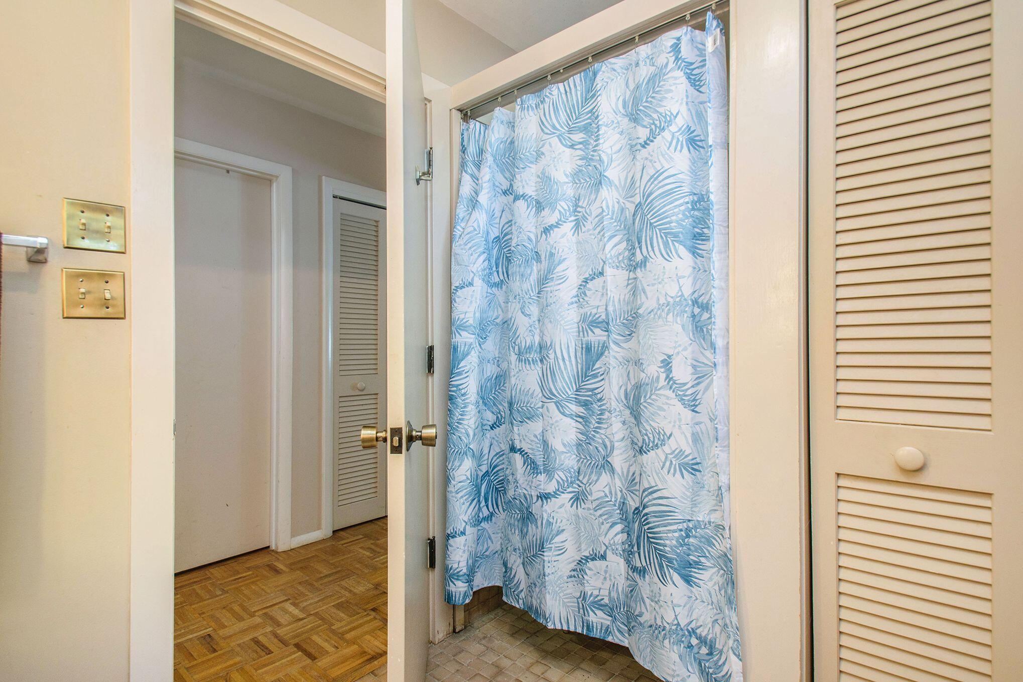 16521 Rynearson Street Buchanan, MI 49107 - Photo 17 of 29 16512 Rynearson handicap shower