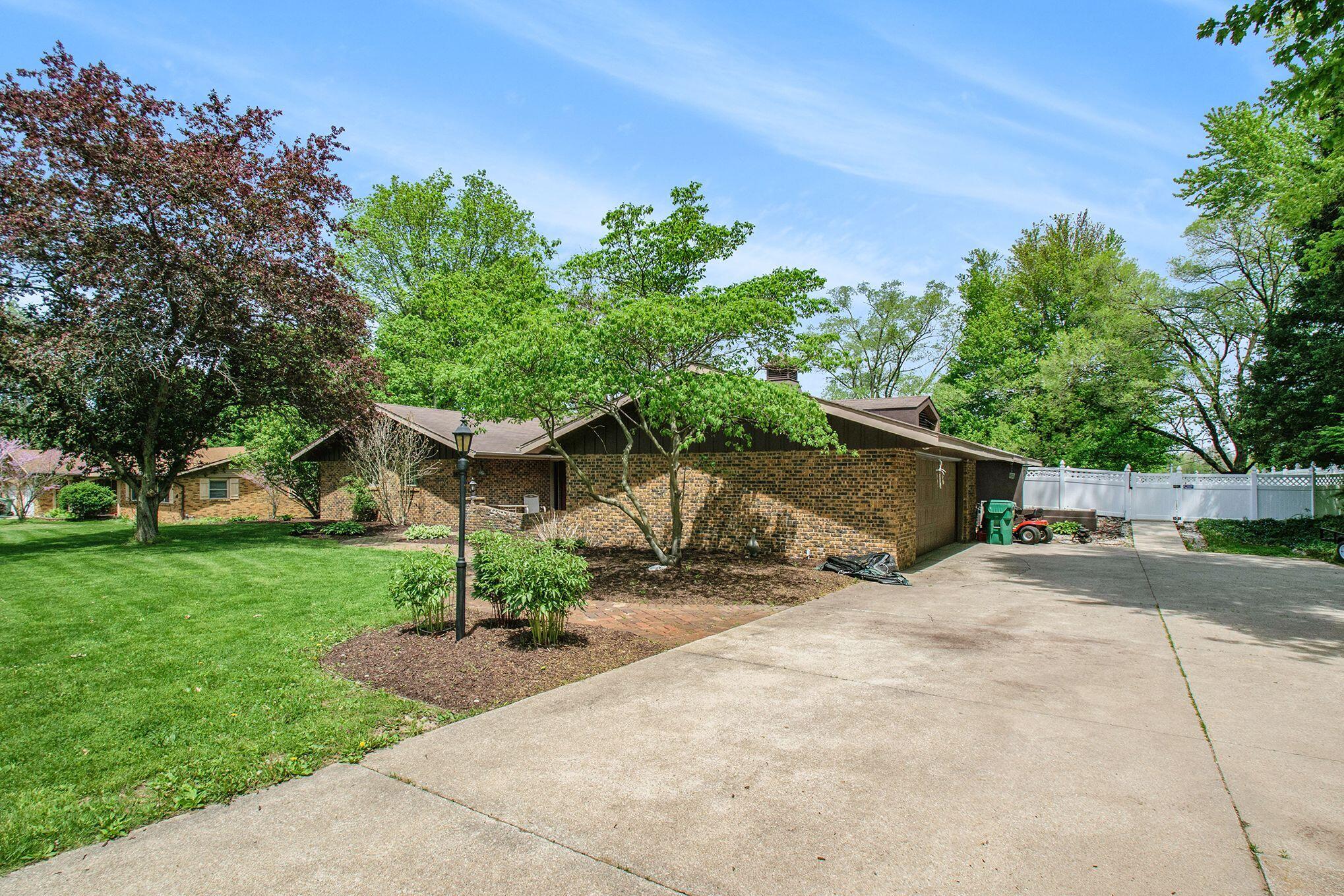 16521 Rynearson Street Buchanan, MI 49107 - Photo 2 of 29 16512 Rynearson drive