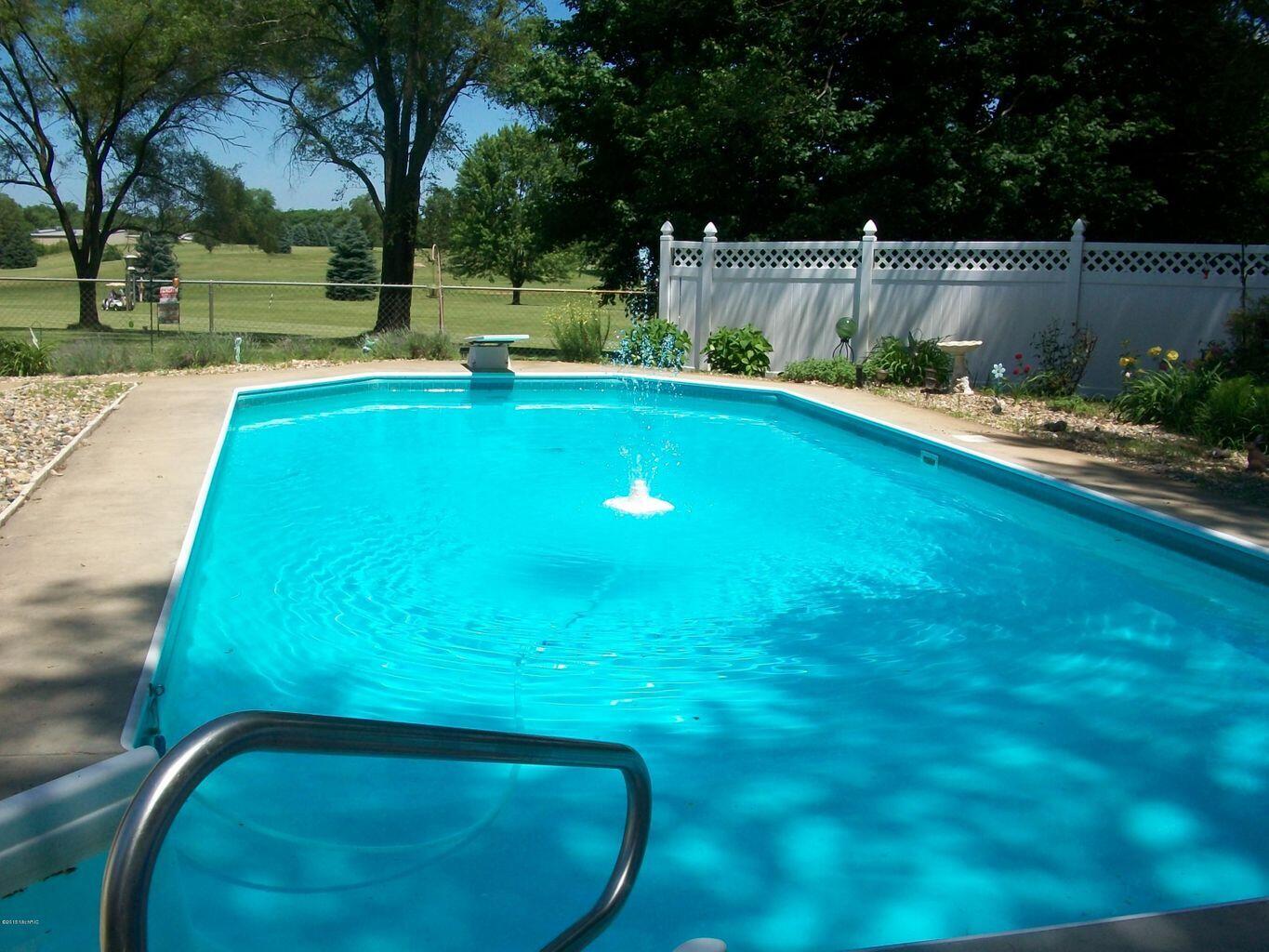 16521 Rynearson Street Buchanan, MI 49107 - Photo 25 of 29 16512 Rynearson pool once opened