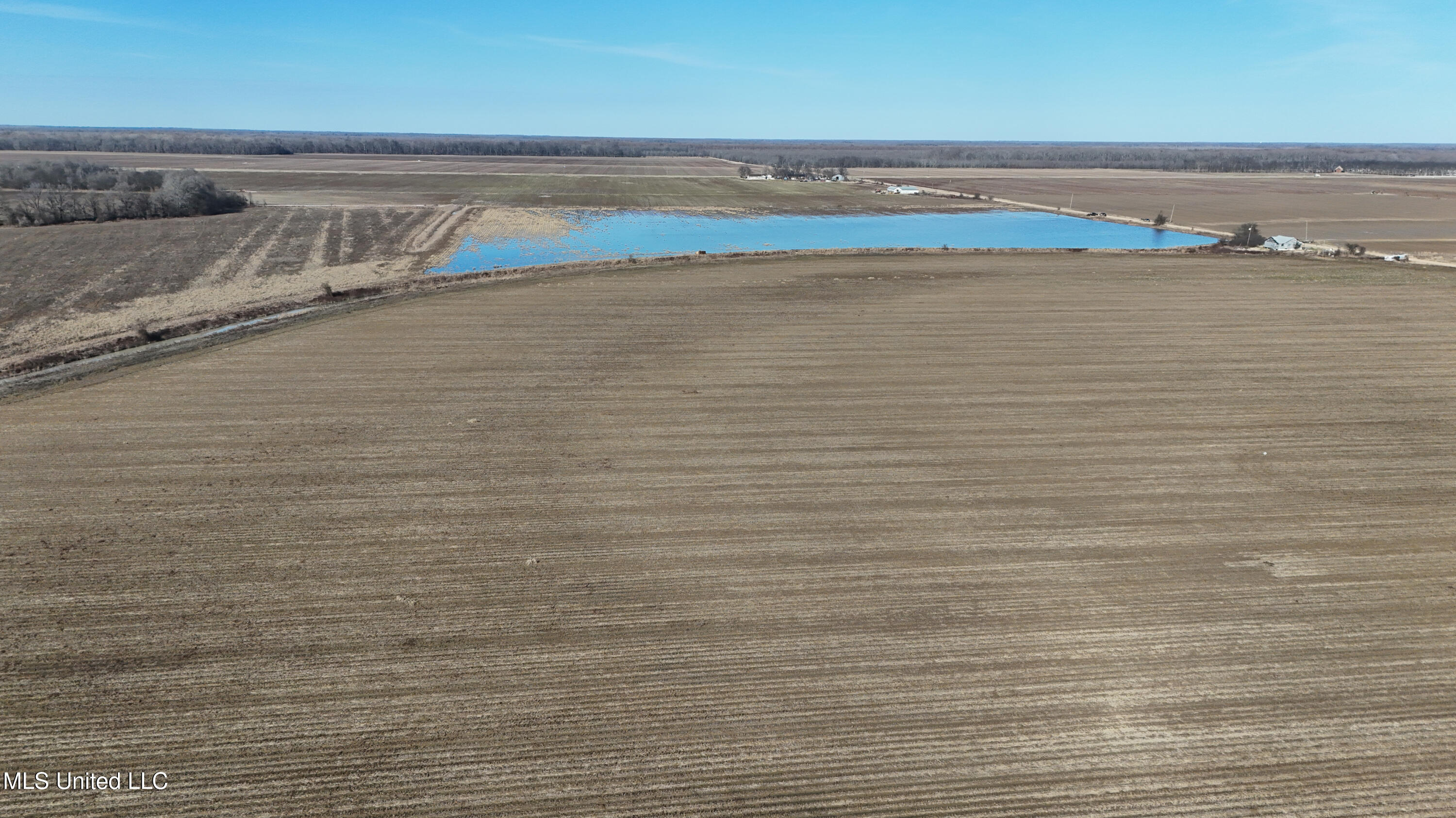 1 Sbravate Road Lambert, MS 38643 - Photo 4 of 9 DJI_20250114153753_0007_D