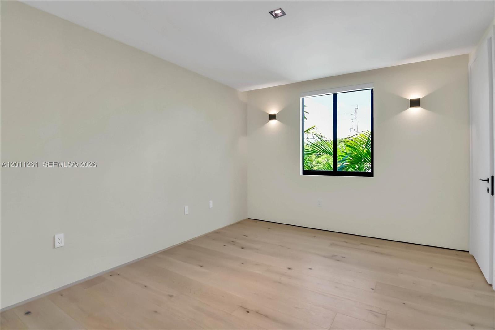135 Southwest 29th Road Miami, FL 33129 - Photo 48 of 74