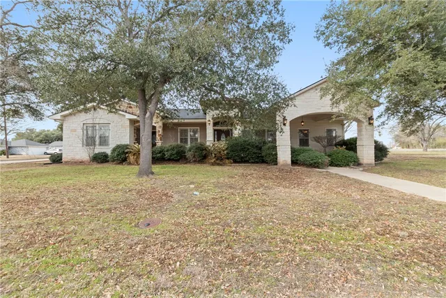 $350,000 | 900 North Randolph Avenue, Bryan, TX 77803