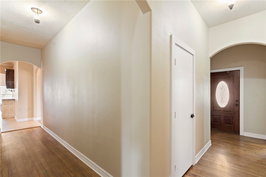 900 North Randolph Avenue Bryan, TX 77803 - Photo 20 of 44