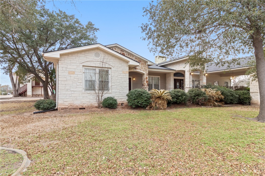 900 North Randolph Avenue Bryan, TX 77803 - Photo 2 of 44