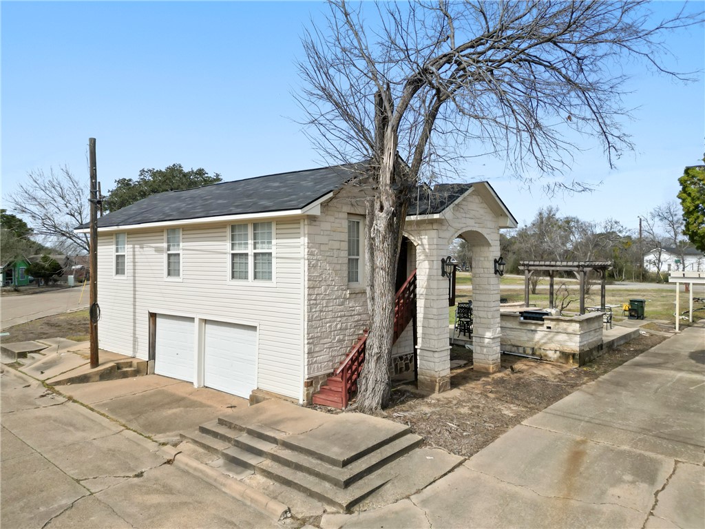 900 North Randolph Avenue Bryan, TX 77803 - Photo 35 of 44