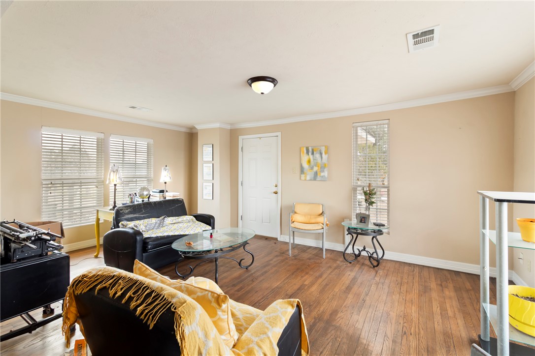 900 North Randolph Avenue Bryan, TX 77803 - Photo 36 of 44