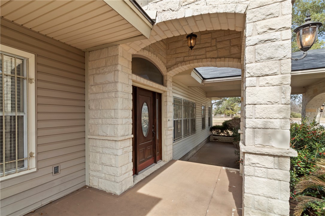 900 North Randolph Avenue Bryan, TX 77803 - Photo 4 of 44