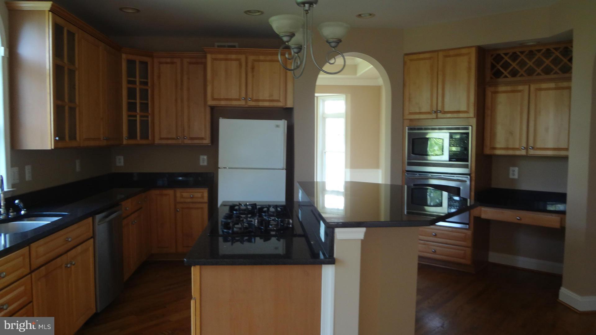 2651 Brook Valley Road Frederick, MD 21701 - Photo 2 of 20 Kitchen