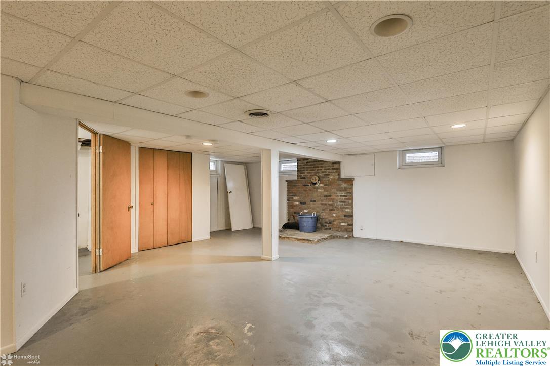 900 Mine Lane Road Easton, PA 18045 - Photo 33 of 51 full basement view