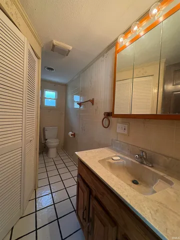 $165,000 | 521 East Monroe Avenue, Chandler, IN 47610