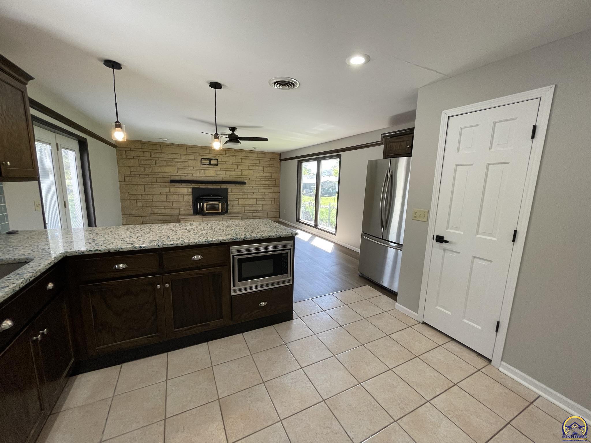 209 West 5th Street Lebo, KS 66856 - Photo 6 of 21