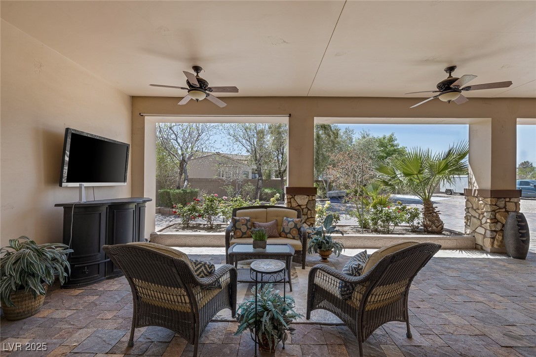 7687 West Pebble Road Las Vegas, NV 89113 - Photo 66 of 79 View of sunroom / solarium