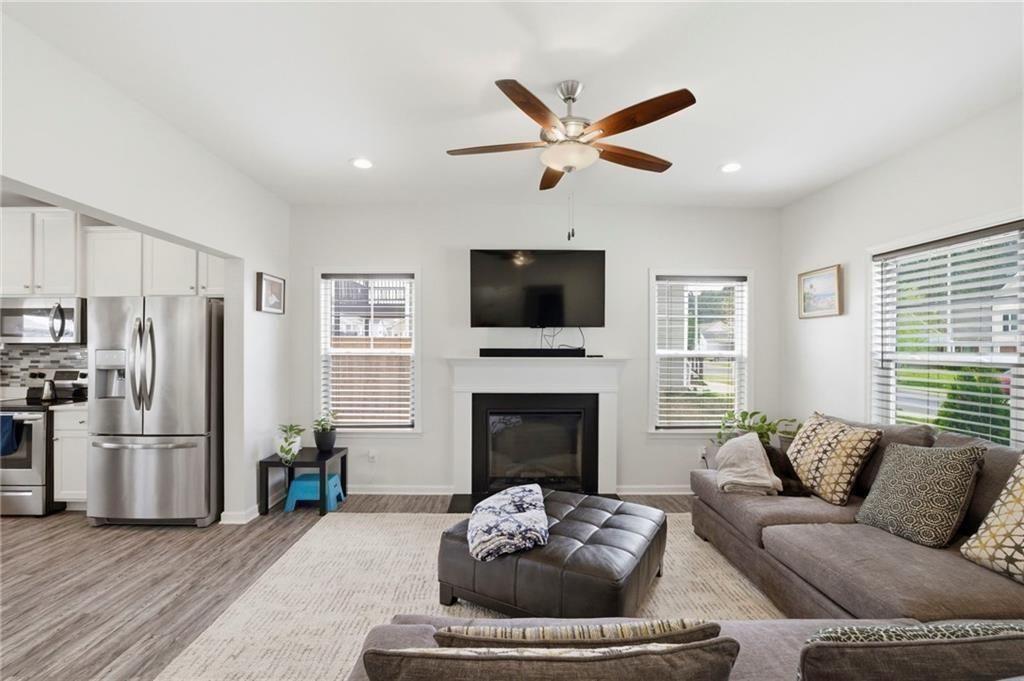 315 Soldiers Pathway Calhoun, GA 30701 - Photo 3 of 26