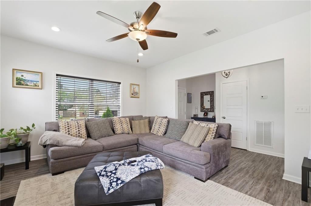 315 Soldiers Pathway Calhoun, GA 30701 - Photo 4 of 26