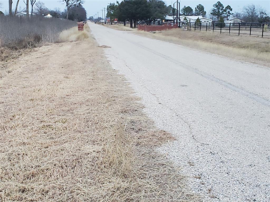 752 Rains County Road 1430 Point, TX 75472 - Photo 2 of 10 a view of a backyard of a house