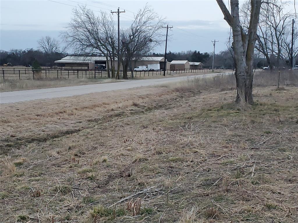 752 Rains County Road 1430 Point, TX 75472 - Photo 3 of 10 a view of a yard with a house