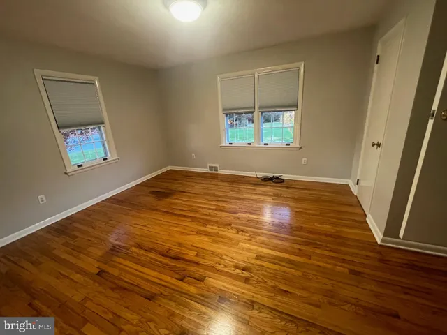 $1,800 | 857 Village Road, Lancaster, PA 17602