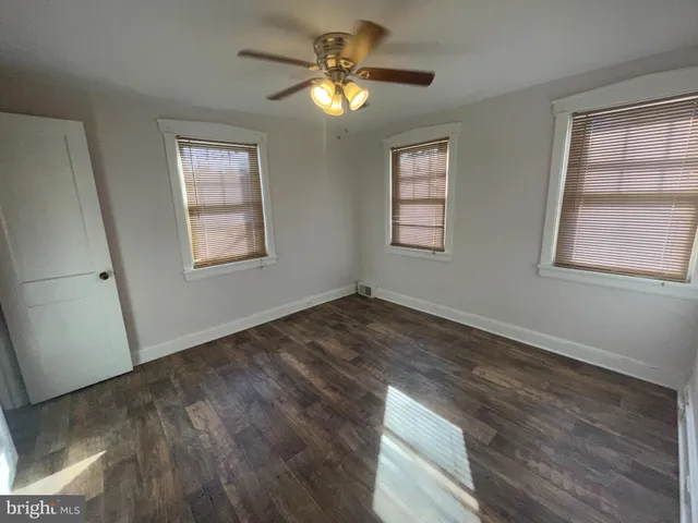 $1,900 | 857 Village Road, Lancaster, PA 17602