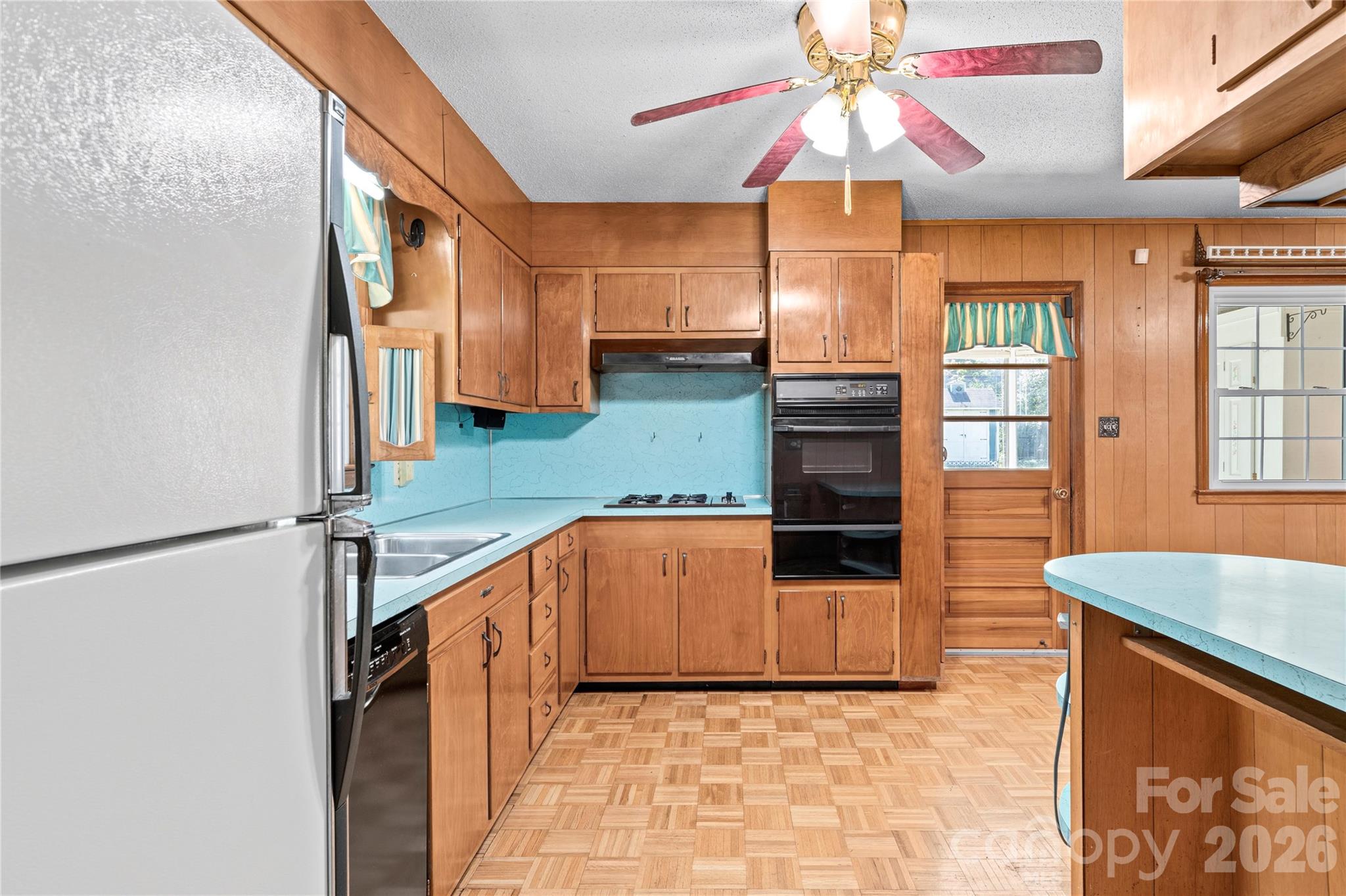 1604 Grantham Drive High Point, NC 27265 - Photo 11 of 33