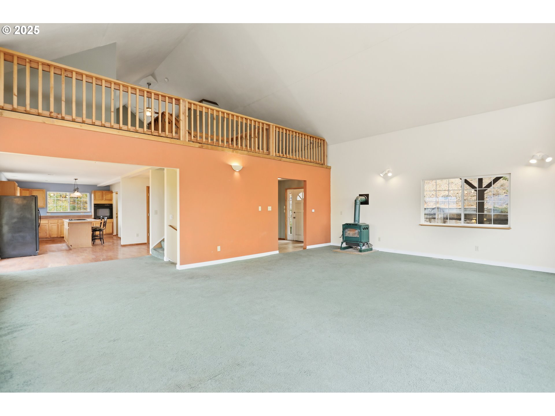 2224 Foster Place Goldendale, WA 98620 - Photo 11 of 45 a view of large building