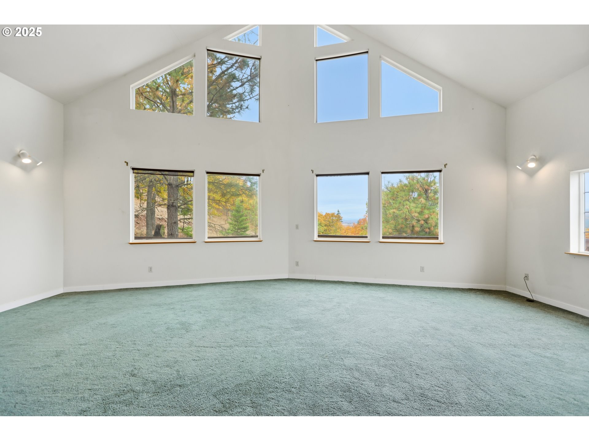 2224 Foster Place Goldendale, WA 98620 - Photo 9 of 45 a view of an empty room with a window