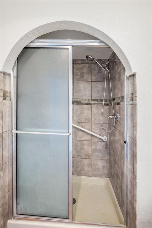 5229 Pruitt Drive The Colony, TX 75056 - Photo 26 of 33