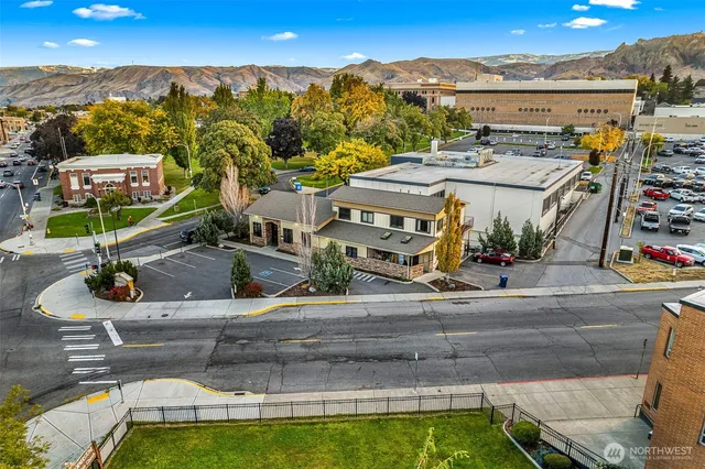 $6,130 | 10 North Chelan Avenue, Wenatchee, WA 98801