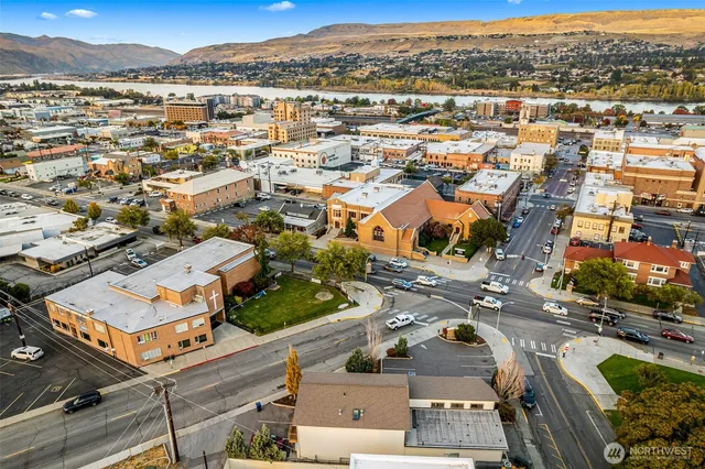 $6,130 | 10 North Chelan Avenue, Wenatchee, WA 98801